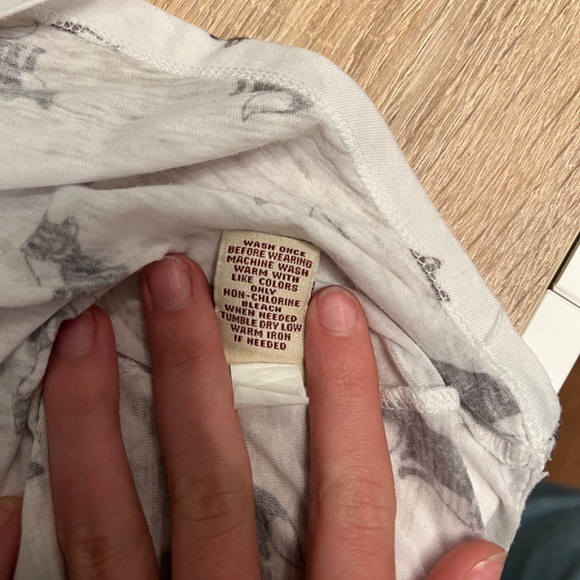 MUDD v-neck tshirt with fox details size xl - Picture 6 of 6